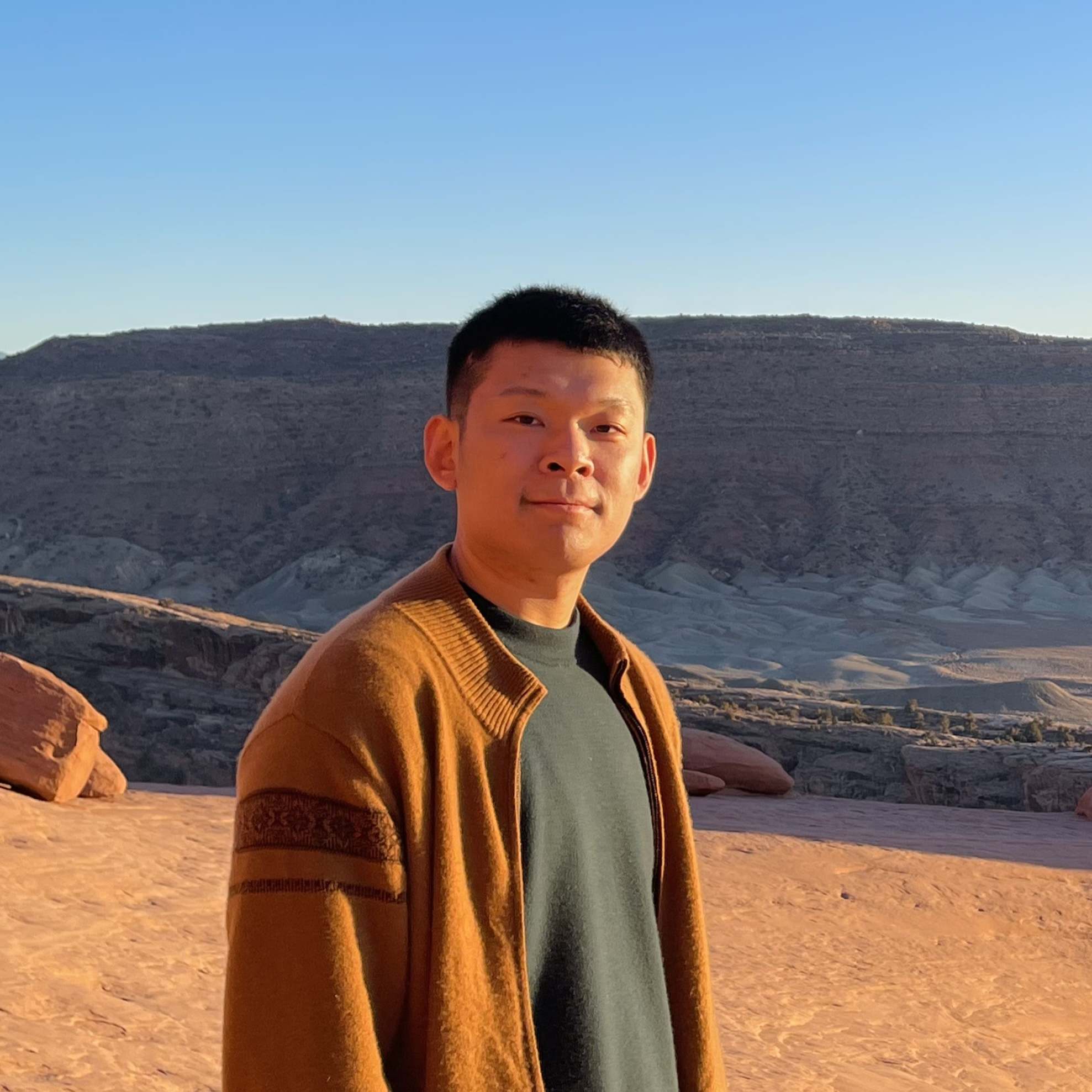 Zhanyu Yang 杨瞻宇